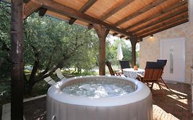 Hacienda Mia Extra